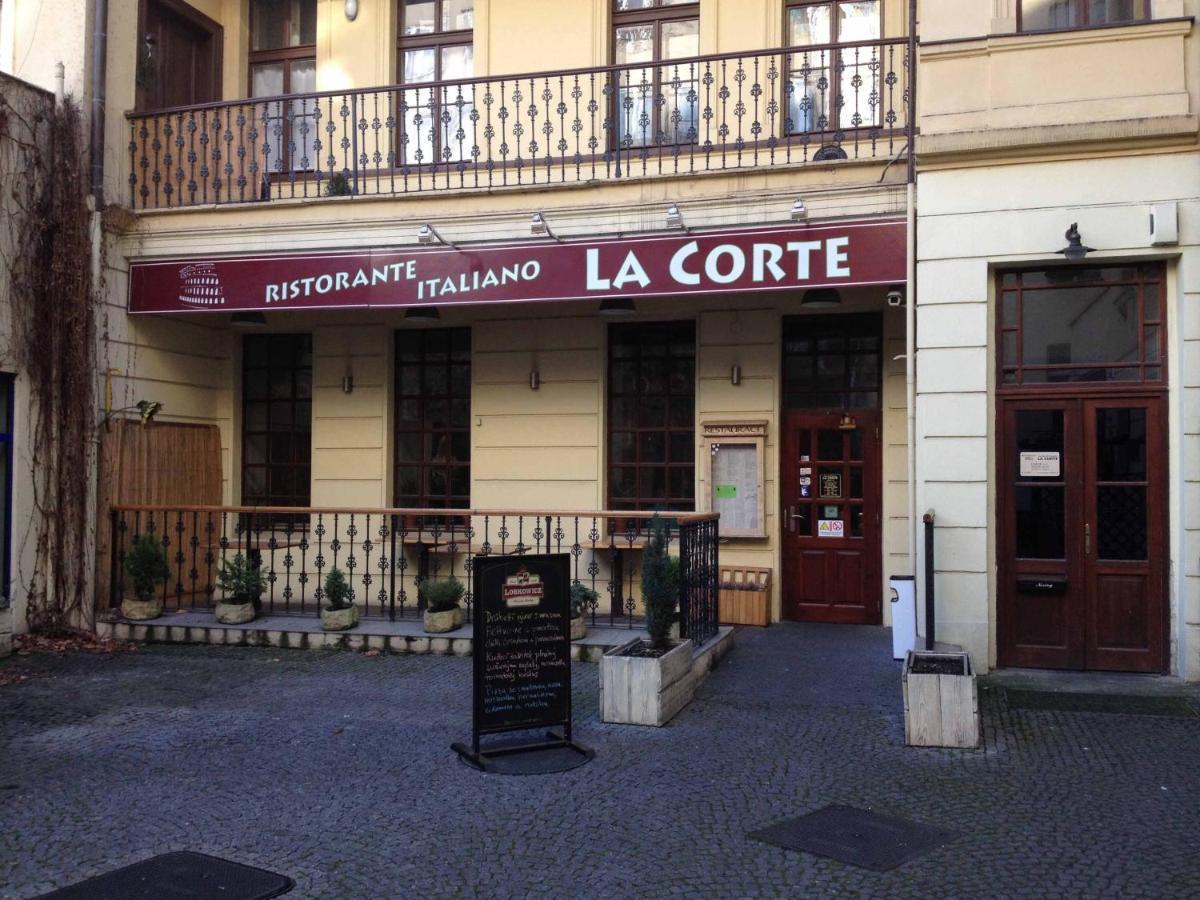 Apartamento Bright Prague Na Porici Exterior foto